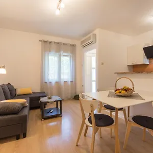 https://piccola-pineta.pula-hotels.org