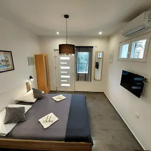https://apartment-duma.hotels-in-trogir.com